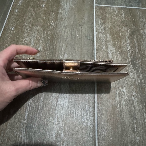 Kate Spade Metallic Cameron Saffiano Leather Rose Gold wallet. - Picture 8 of 10